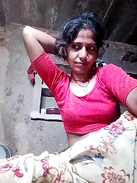 Snapshot of MISS-KAYA chatting on 10/07/25, 11:35 MISS-KAYA online show from 10/07/25, 11:35