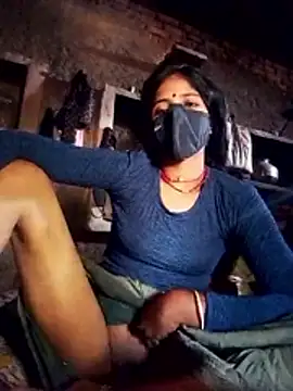 Snapshot of MISS-KAYA chatting on 10/15/25, 07:41 MISS-KAYA online show from 10/15/25, 07:41