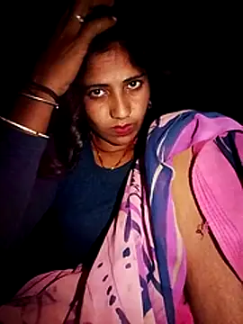 Snapshot of MISS-KAYA chatting on 10/27/25, 10:03 MISS-KAYA online show from 10/27/25, 10:03