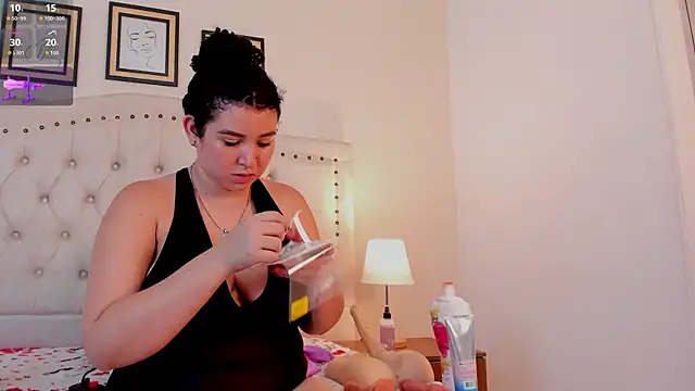 cristhi esterling online show from 10/22/25, 12:27