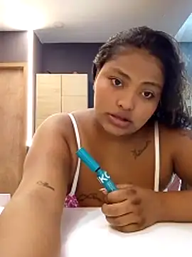 Cristal hott1 online show from 02/21/26, 07:15