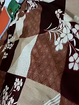 Snapshot of Bio-teacher chatting on 10/11/25, 05:00 Bio-teacher online show from 10/11/25, 05:00