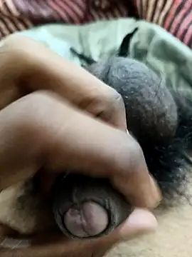 Snapshot of Bio-teacher chatting on 11/26/25, 07:04 Bio-teacher online show from 11/26/25, 07:04