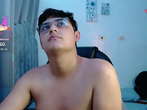 yesitwink  online show from 03/26/26, 03:34