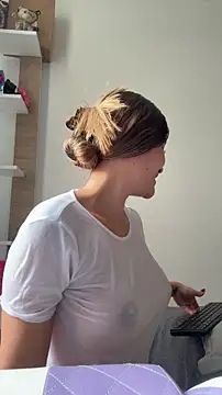 Lovejuana  online show from 01/09/26, 01:03