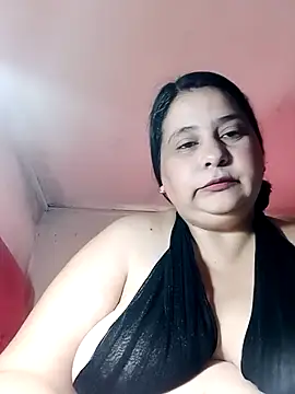 Ayma1983 online show from 11/13/25, 11:42