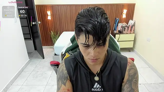 KAROLLJONES1 online show from 09/11/25, 02:33