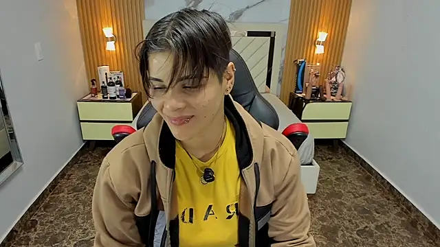 KAROLLJONES1 online show from 11/14/25, 07:34