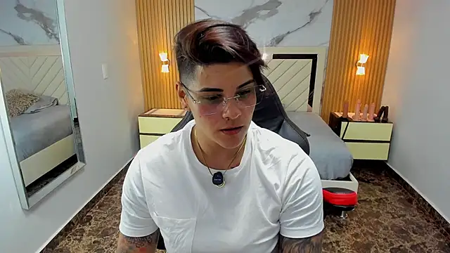 KAROLLJONES1 online show from 03/17/26, 07:50