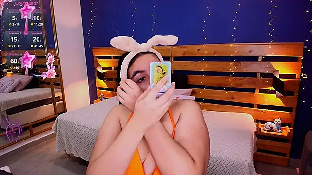 Snapshot of ambar_lover chatting on 09/24/25, 08:01 ambar lover online show from 09/24/25, 08:01