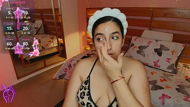 Snapshot of ambar_lover chatting on 11/25/25, 08:42 ambar lover online show from 11/25/25, 08:42