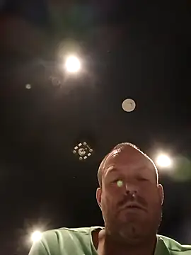 Gunit1979 online show from 10/15/25, 08:42