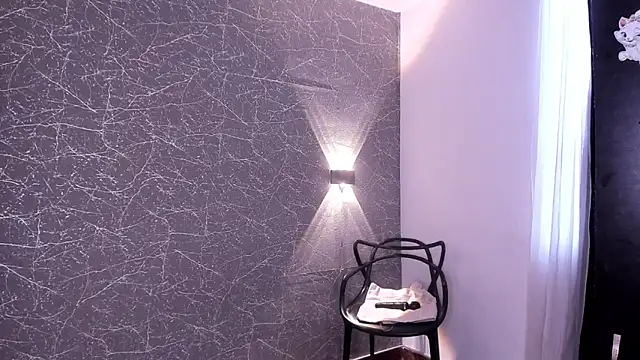 Miss Charlottet online show from 10/06/25, 09:45