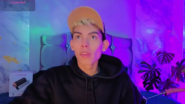 Room 69x online show from 03/23/26, 12:31