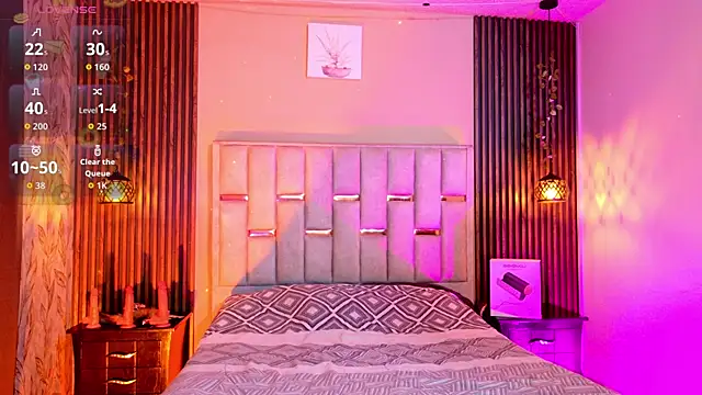Room 69x online show from 05/14/26, 12:23