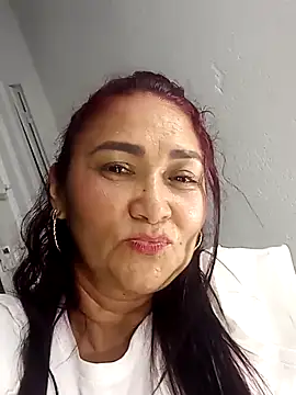 linda luna29 online show from 05/11/26, 01:11