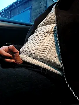 lynxman online show from 12/04/25, 08:12