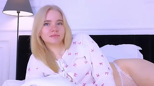 ANNABELLE LU online show from 10/16/25, 02:23