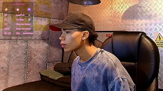 AlanCutee online show from 09/17/25, 11:23