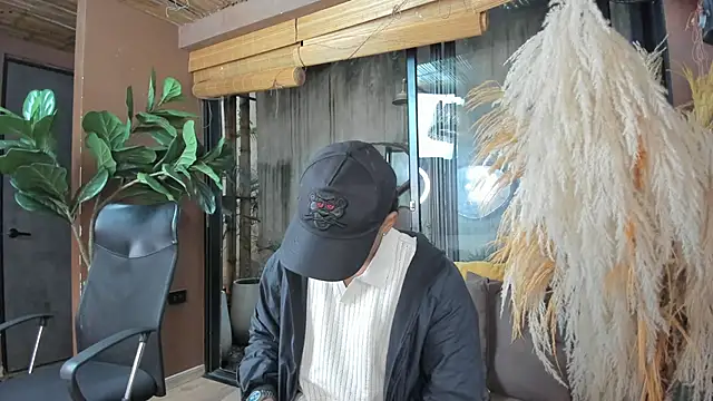 AlanCutee online show from 11/22/25, 11:31