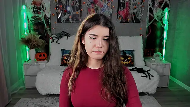 AnoraDark online show from 10/14/25, 09:15