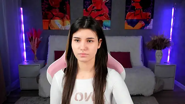 AnoraDark online show from 04/13/26, 02:22