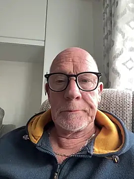 philefc online show from 04/17/26, 02:53