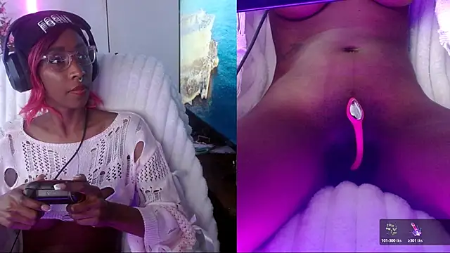 alys at college online show from 02/14/26, 02:25