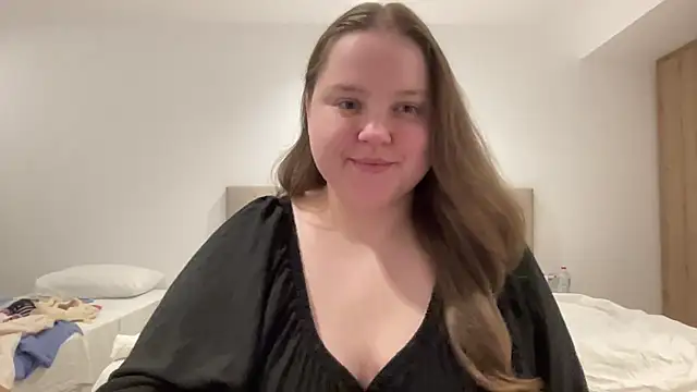 Snapshot of Alice898 chatting on 09/14/25, 05:34 Alice898 online show from 09/14/25, 05:34