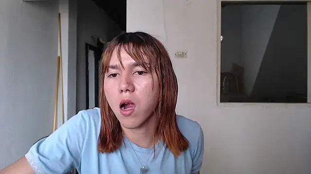 Snapshot of Dolly_Peach_ chatting on 09/12/25, 07:36 Dolly Peach online show from 09/12/25, 07:36