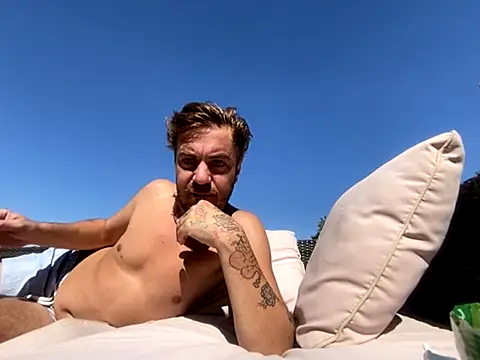 3615-ULLA online show from 09/18/25, 11:56