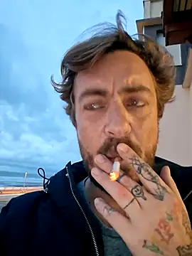 Snapshot of 3615-ULLA chatting on 11/10/25, 04:39 3615-ULLA online show from 11/10/25, 04:39