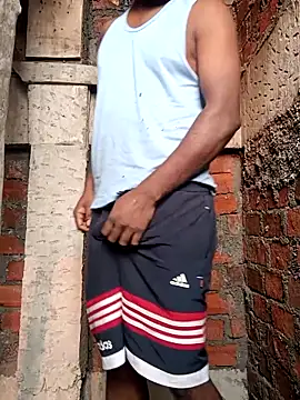 Snapshot of Gk_99999 chatting on 10/19/25, 01:50 Gk 99999 online show from 10/19/25, 01:50