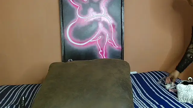 SexxyAddiict online show from 09/26/25, 01:42