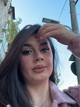 KendraMoon online show from 10/20/25, 01:55