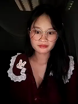 saronla 03 online show from 09/17/25, 03:30