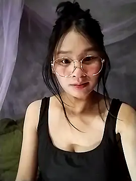 saronla 03 online show from 11/28/25, 01:58