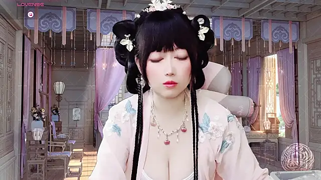 LuckyCute-Tutu online show from 04/15/26, 02:24