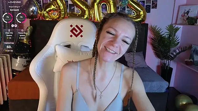 Jesica mooon online show from 12/20/25, 01:34