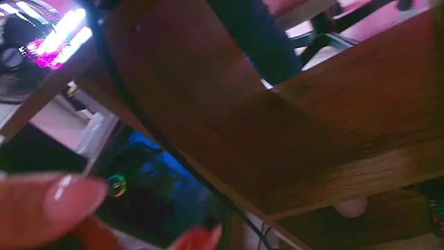 Snapshot of emma_madi chatting on 09/14/25, 11:53 emma madi online show from 09/14/25, 11:53