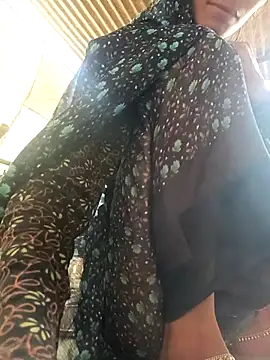 Juhi chawla online show from 10/11/25, 03:39