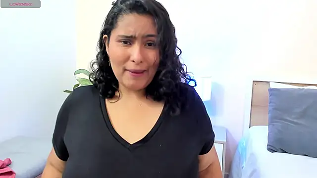 BellaNixs online show from 09/12/25, 02:55