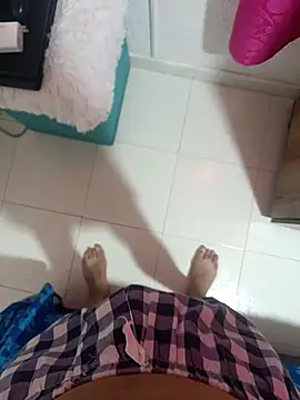 Snapshot of CarlosGris chatting on 04/16/26, 03:57 CarlosGris online show from 04/16/26, 03:57