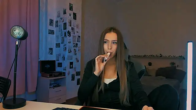 Snapshot of yourrdanceteacher chatting on 11/24/25, 08:08 yourrdanceteacher online show from 11/24/25, 08:08