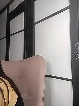 SamaraAnders  online show from 02/25/26, 04:55