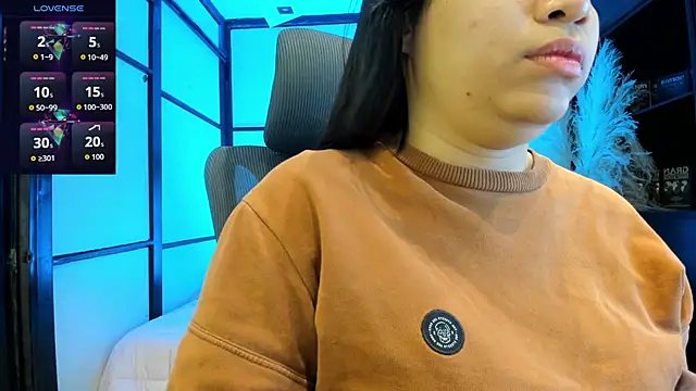 SamaraAnders  online show from 04/09/26, 04:45