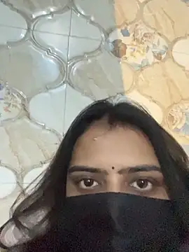 lusty kaira online show from 11/16/25, 04:23