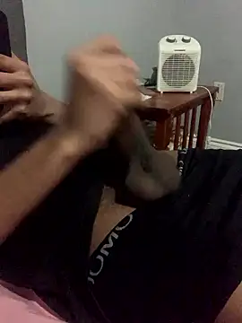 Snapshot of Insurance-03 chatting on 01/18/26, 04:49 Insurance-03 online show from 01/18/26, 04:49