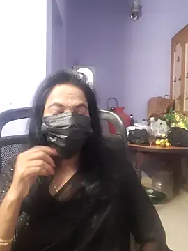 mallu-lover online show from 09/27/25, 12:04