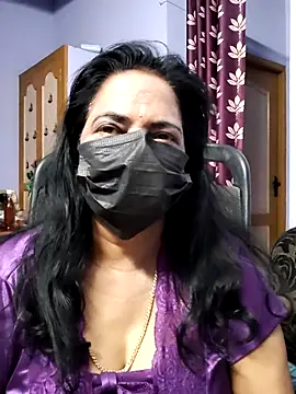 mallu-lover online show from 09/30/25, 01:21